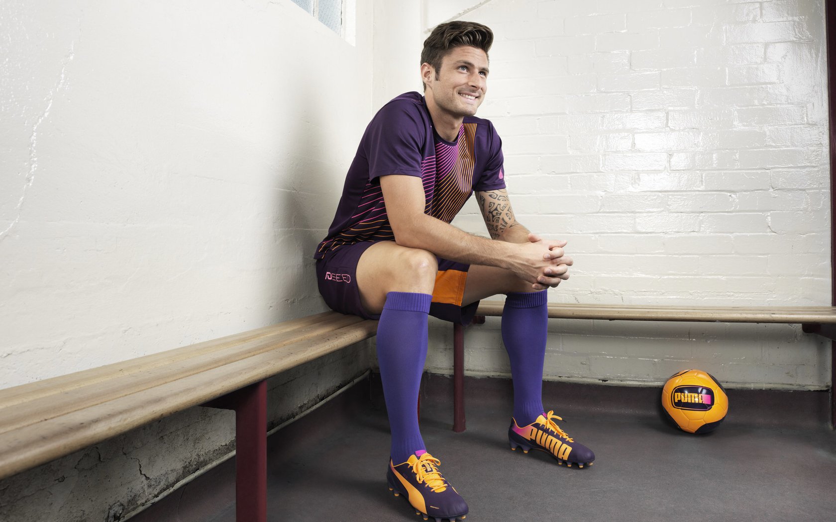 华体会登录最新地址-奥康纳的全场表现,令袋鼠队攻防转换迅速有效,奥康纳扮演者